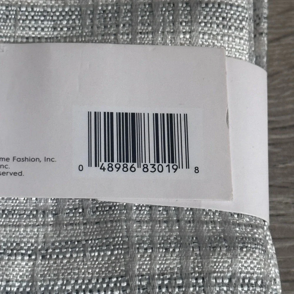 Laura Ashley Set of 4 Woven Cloth Napkins Light Gray White 18x18 Square NWT